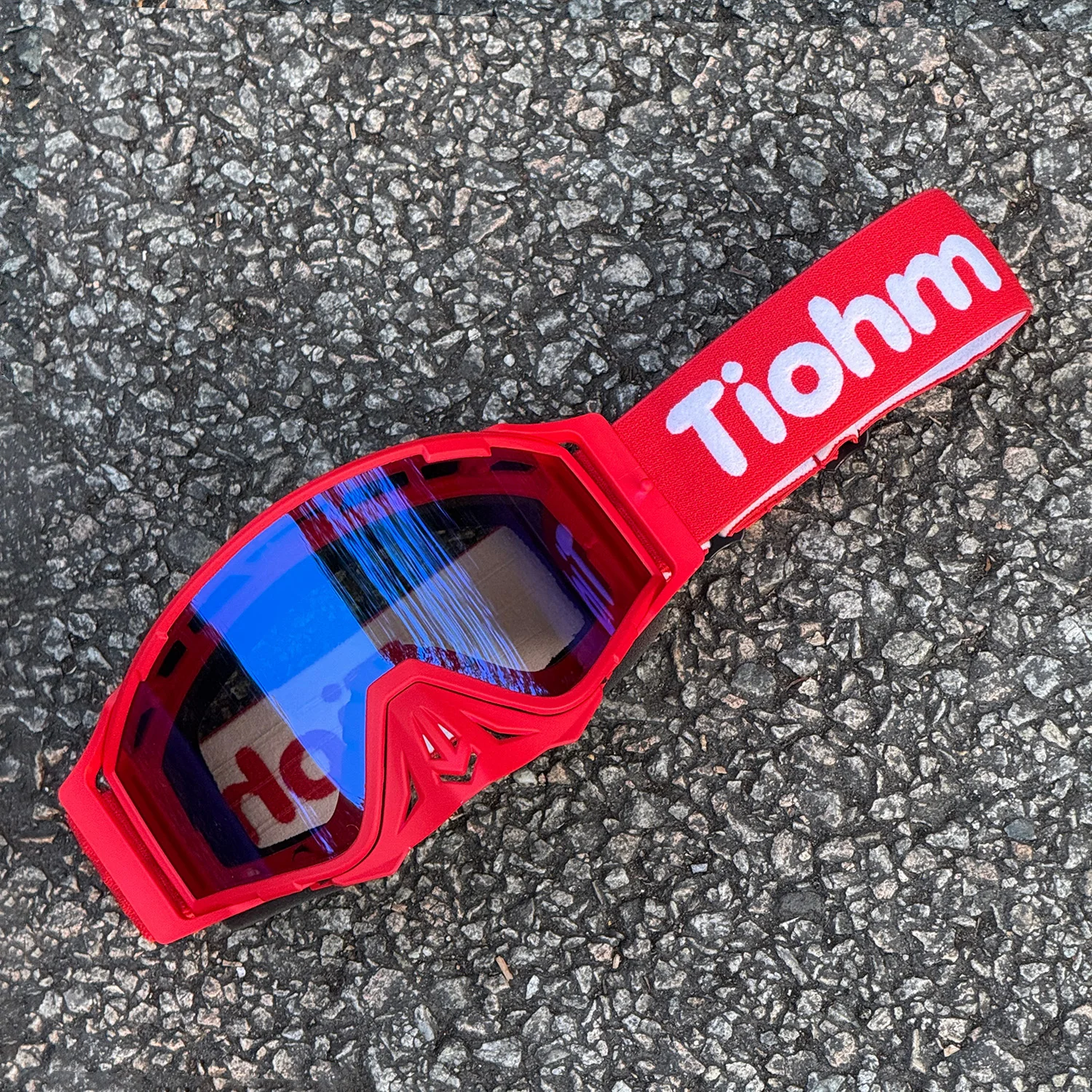 All-Terrain Anti-Fog Goggles with Colorful Frame & Multi-Tone Lenses