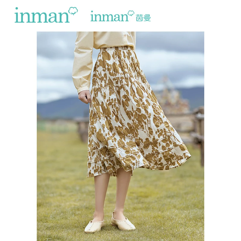 INMAN Women Skirt 2023 Autumn High Elastic Waist A-shaped Loose Pleated Design Print Fashion Casual All-match Mid-length Skirt