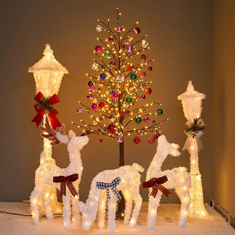 

Christmas large luminous deer cart gift box decoration shooting background Christmas hotel shopping mall hall scene decoration