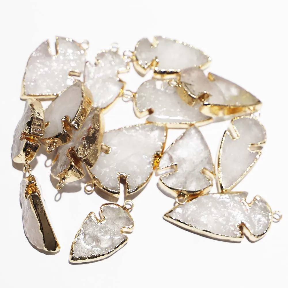 Natural Stone White Crystal Arow Necklaces Pendants Gold Plated Eedge Ruggedly Fashion Charms Jewelry Accessories Wholesale 6Pcs