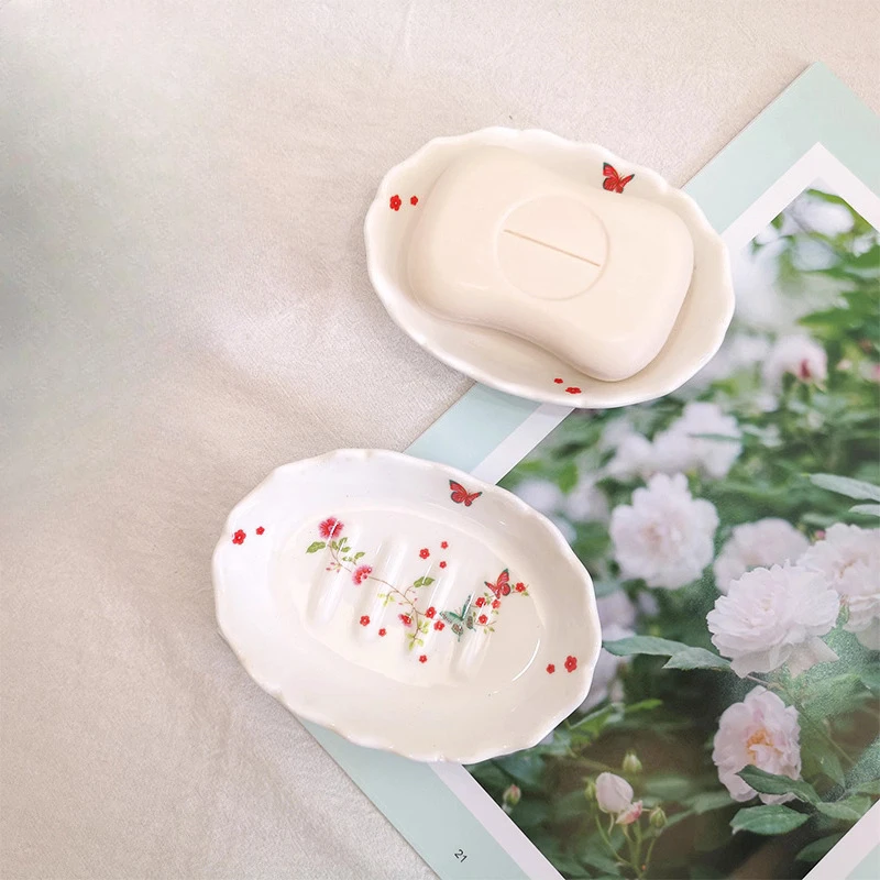Ceramic Cute Soap Box Light luxury Cartoon butterfly pattern Soap Dish Home Bathroom Kitchen Supplies Bathroom Storage Rack, 1Pc
