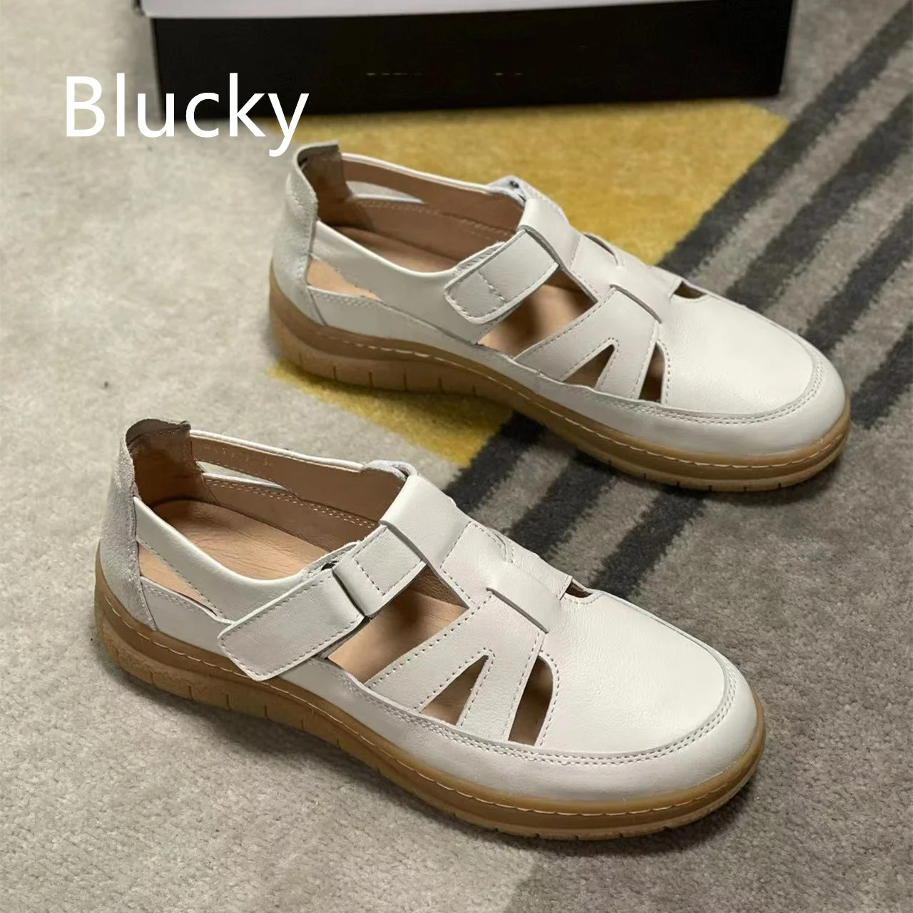 

2023 New Fashion Women Flat Roman sandals Solid Color Genuine Leather Breathable and soft High Quality outside Wear