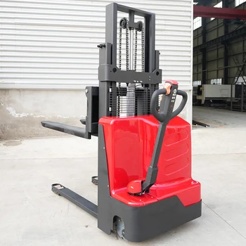 Attrezzatura per la movimentazione dei materiali di successo: Carrello elevatore elettrico per pallet, capacità di sollevamento 1,5 tonnellate, 3,5m/5m.