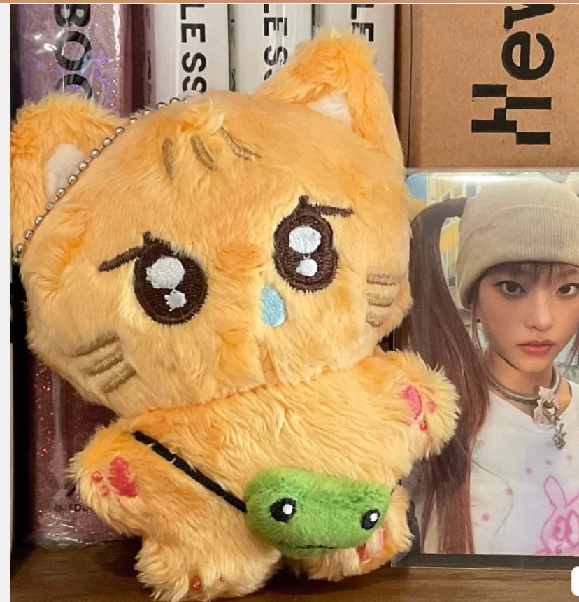 Newjeans Danielle Texture Pool Minji Ginger Seaweed Haerin Black