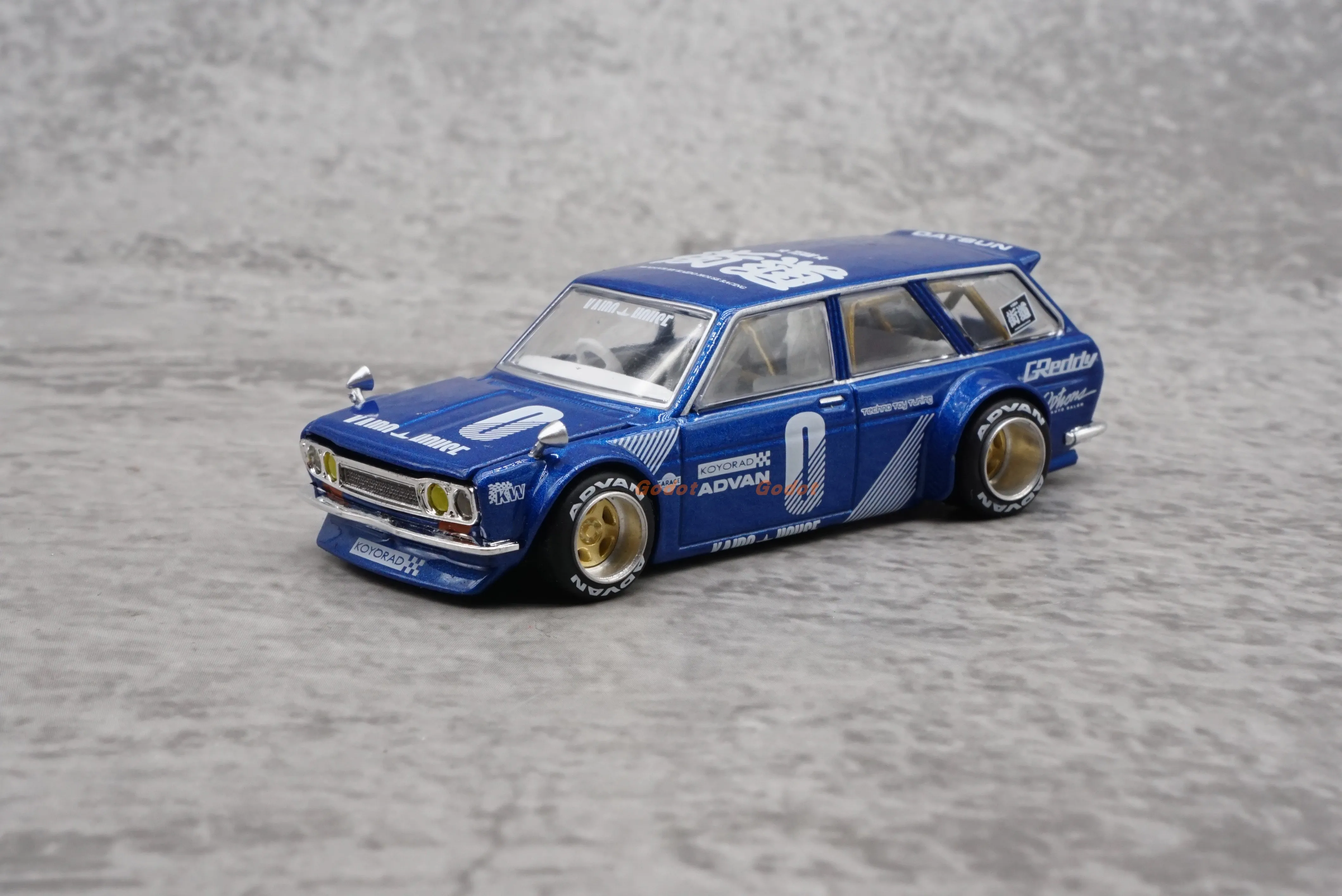 KAIDO HOUSE DATSUN 2台セット 011 010 MINI GT X KAIDO HOUSE Datsun KAIDO Fairlady Z Kaido GT V2