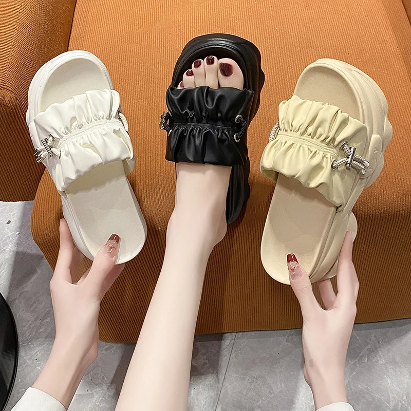 

Shoes On A Wedge House Slippers Platform Low Slides Slipers Women Summer Soft 2024 Hoof Heels Rome Casual Fabric Pleated