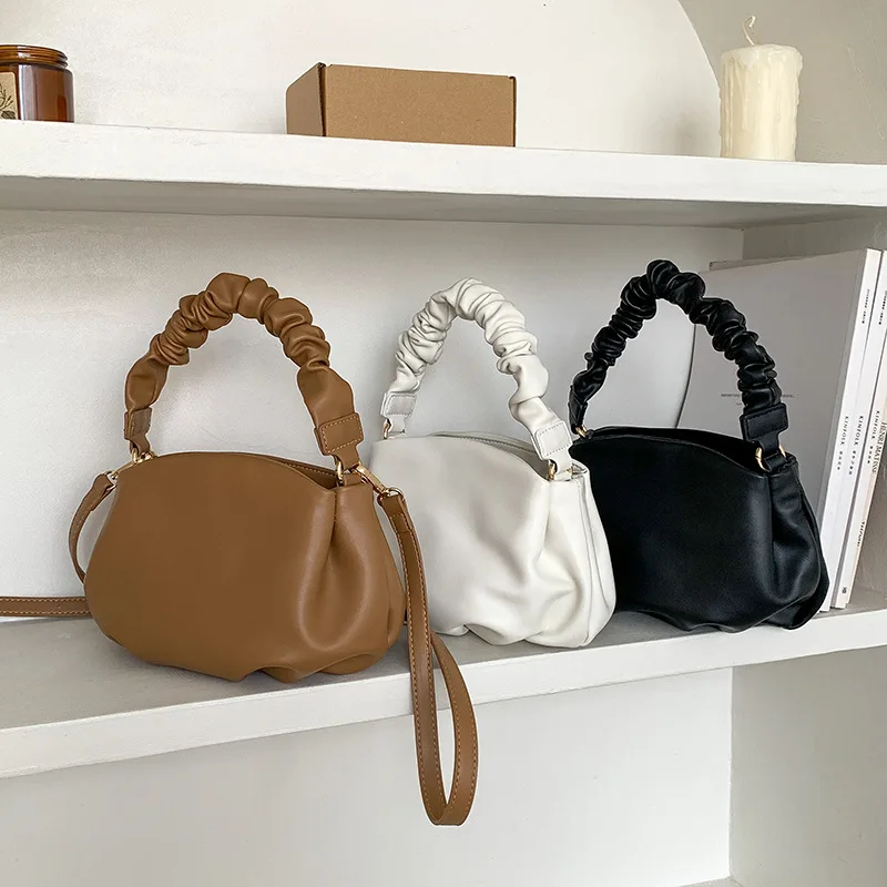 

Niche Design Sense 2023 New Western Style Pleated Cloud Bag Portable Large Capacity All-match Shoulder Crossbody Bag