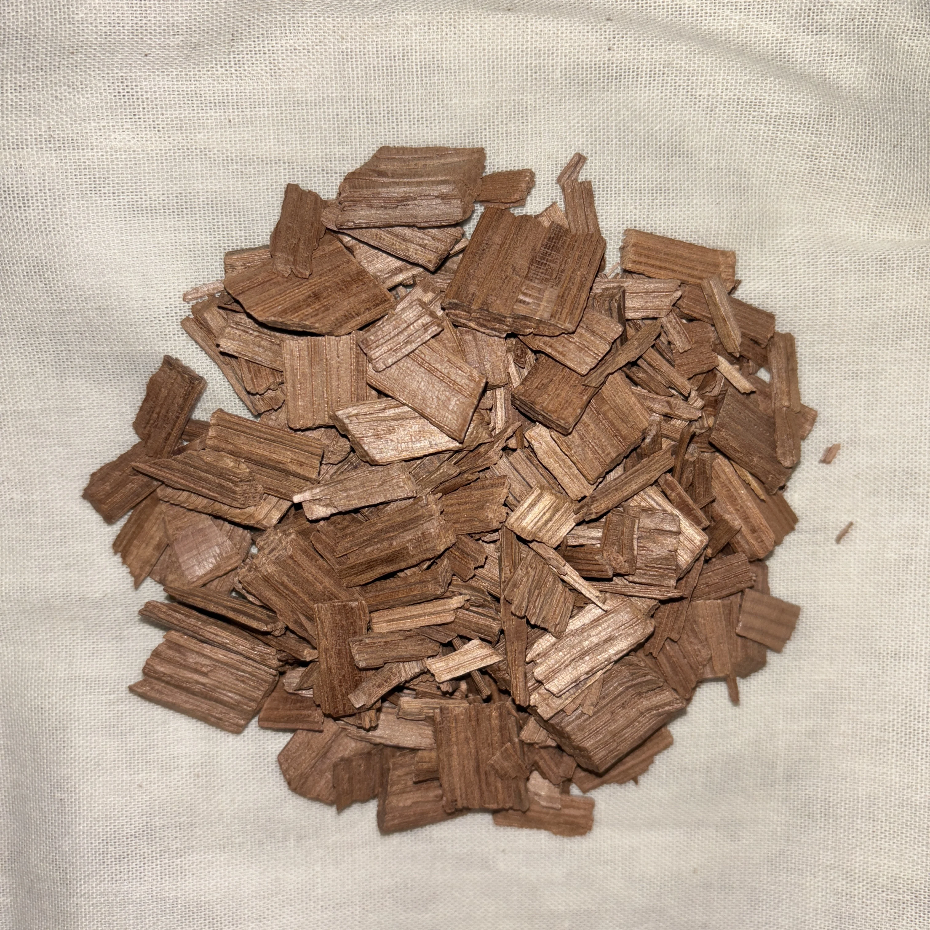 Hooloo 50g French Oak Chips for Wine Brewing & Home Brewing Various Dark & Light Toast Flavor for Brandy Rum Whiskey Wine