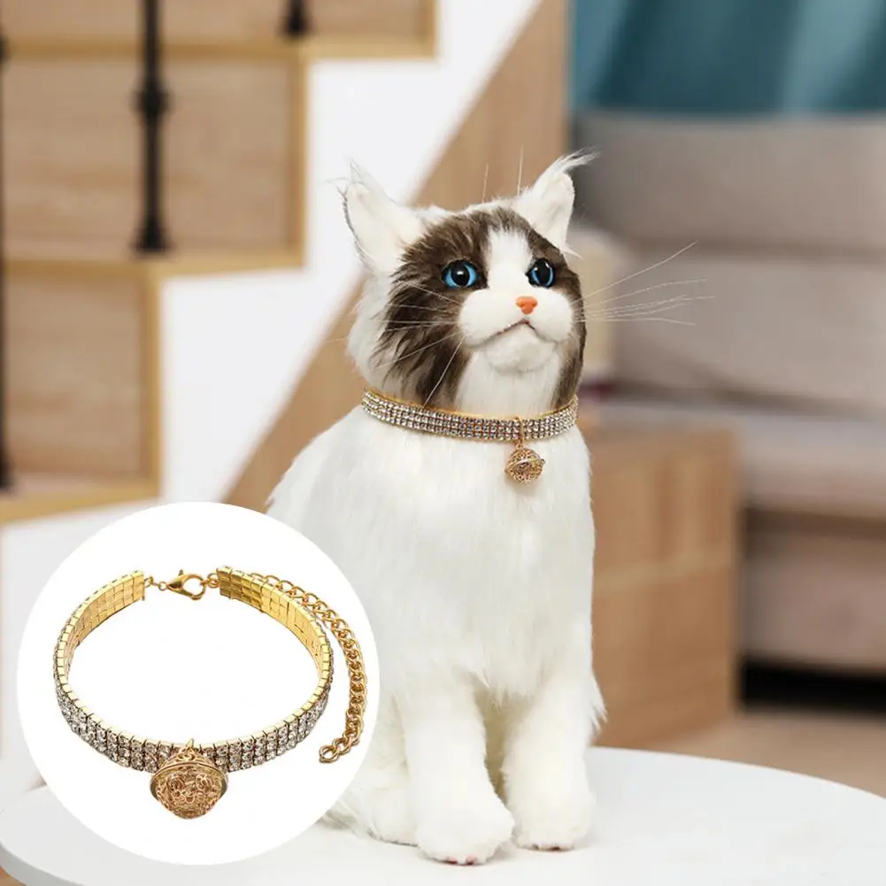 

Hollow Carved Pendant Pet Necklace Exquisite Sparkling Rhinestone Cat Necklace with Chinese Bell Adjustable Pet Accessory