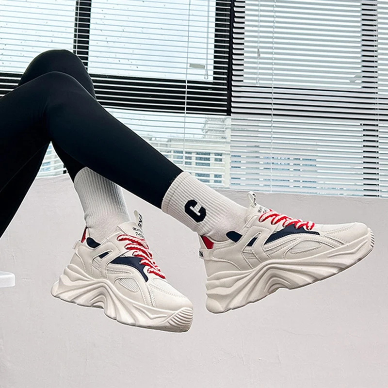 Autumn Women's New Thick-soled Dad Shoes Fashionable And Versatile Non-slip Solid Color Women's Shoes Casual Running Shoes