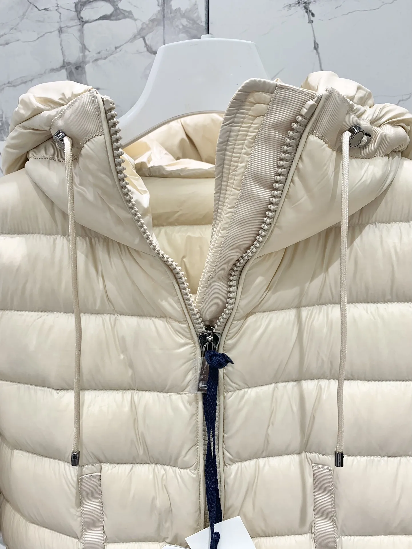 Women's Clothing High quality warm pocket zipper cuffs down jacket Winter New  NO.18