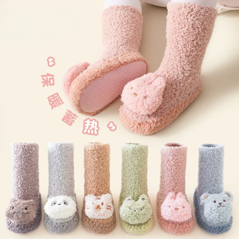 

Winter Baby Walking Shoes with Soft Soles Cartoon Figurines Glue Dispensing Anti Slip Baby Floor Shoes and Socks