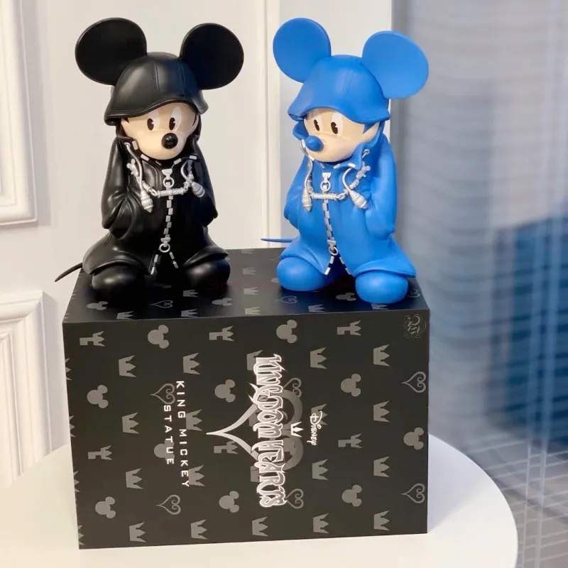 Disney Kingdom Hearts King Mickey Ornament