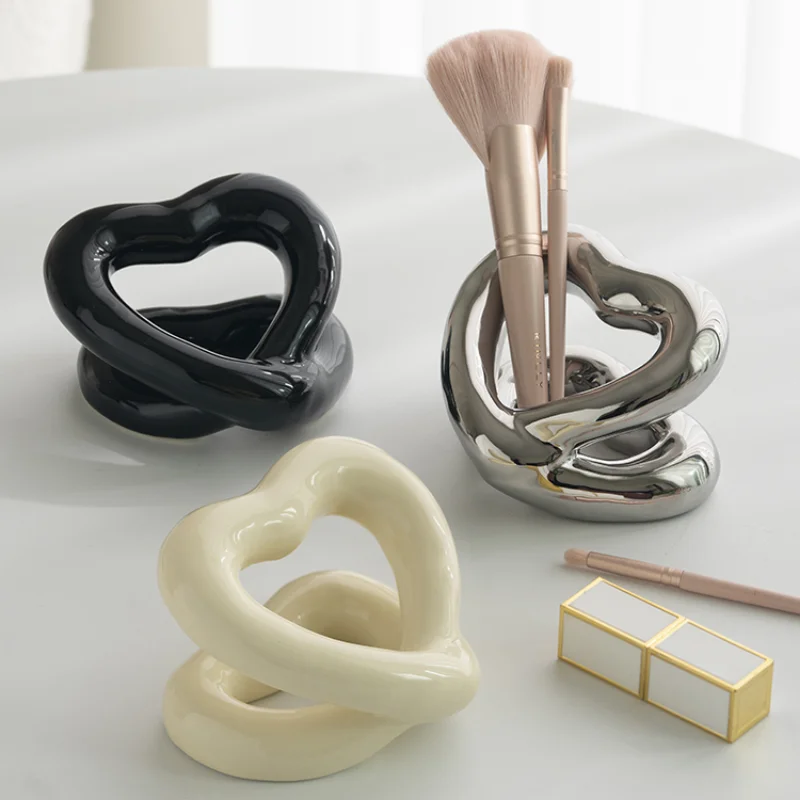 

Подставка для зубных щёток в европейском стиле