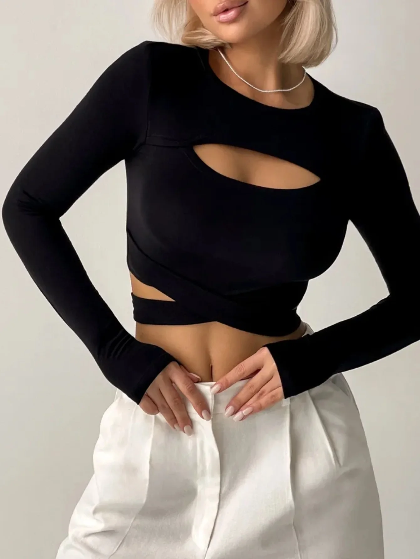 Long-sleeve cut-out crop top — supplier product view 3