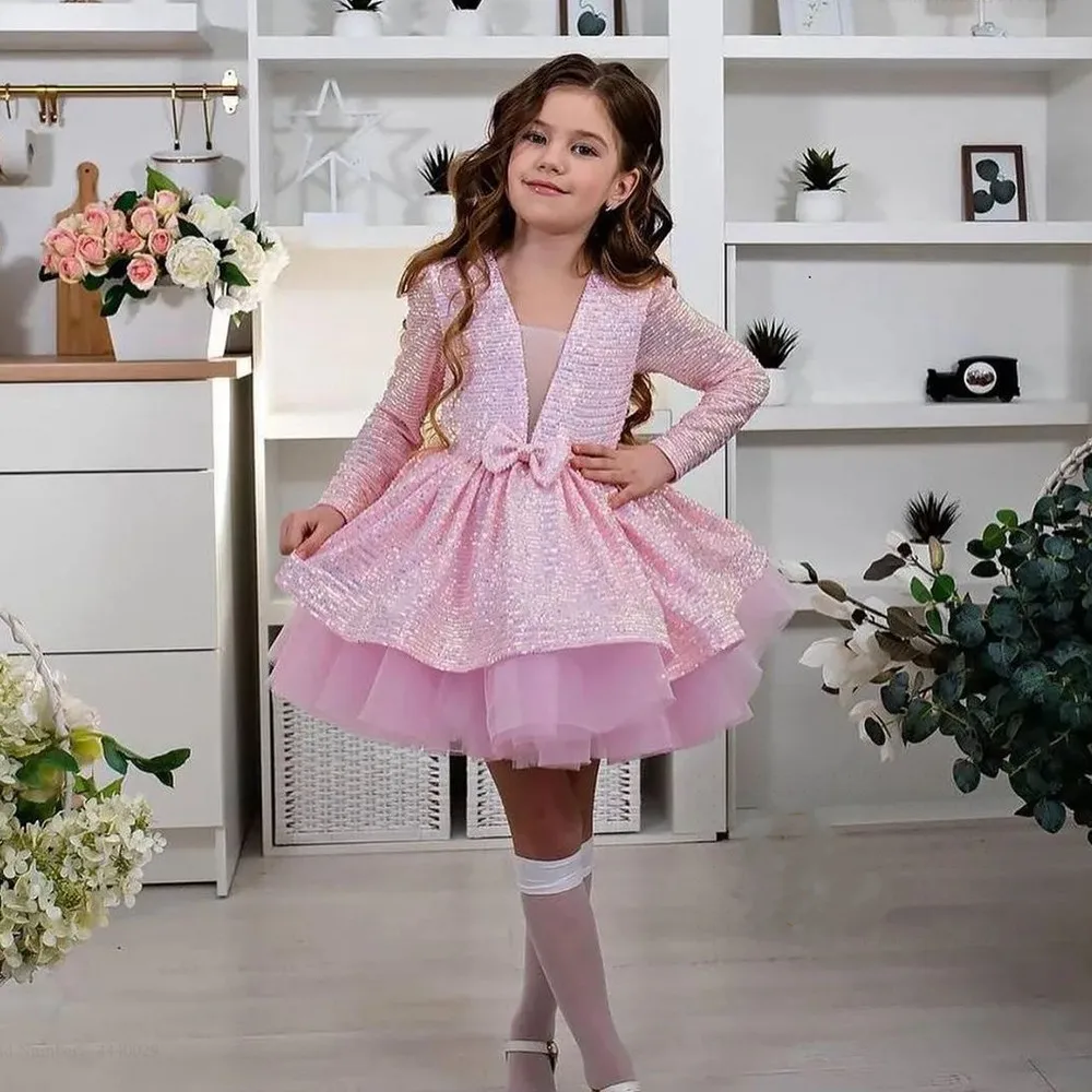 

Glitter Pink Girls Dresses Sequined Bow Knee Length Puffy First Communion Dresses Girls Birthday Party Prom Gowns