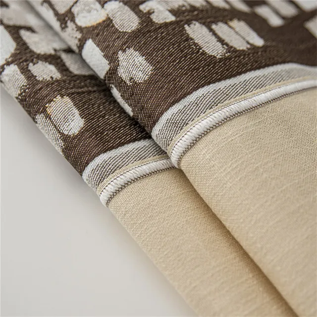 식탁에 고급스러움과 우아함을 더하는 럭셔리 자수 꽃 장식 린넨 식탁보