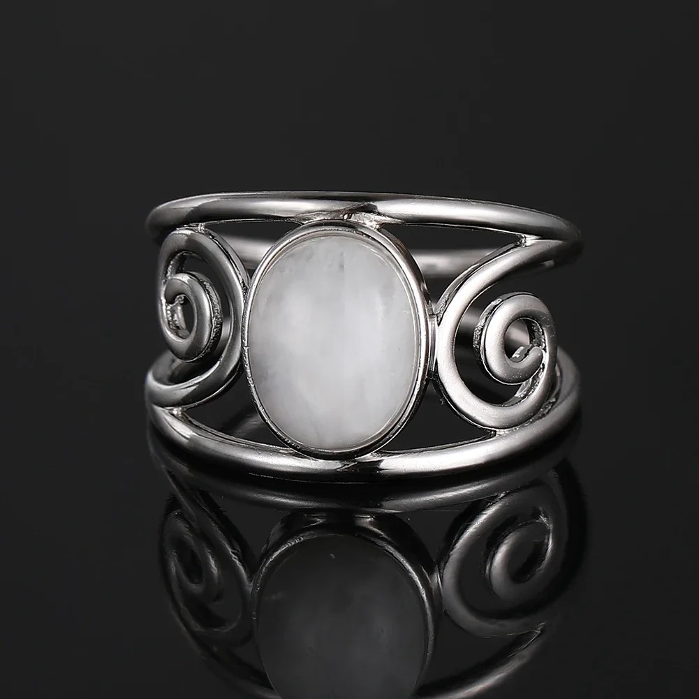 Elegant Green Jade Gemstone Silver Ring - Vintage Style Women's Fine Jewelry