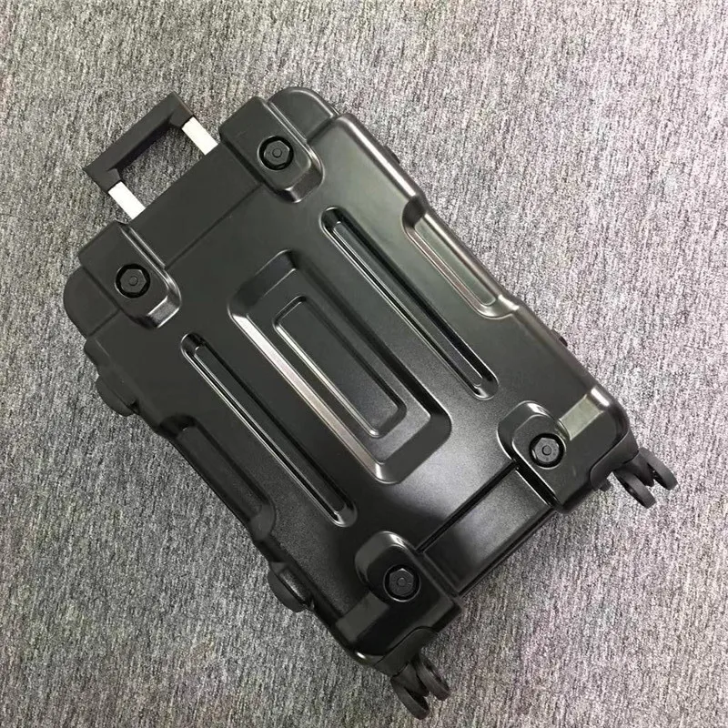 Rolling Luggage Bag Full Metal Plating Travel Suitcase Luxury Brand Business Polishing Metal PC Trolley Bags