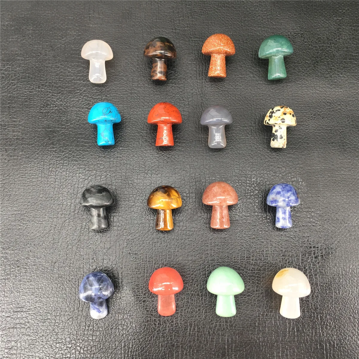2CM Mini Mushroom Statue Natural Stones Carved Ornament Rose Quartz Healing Crystal Gift Room Ornament Fish Tank Decoration