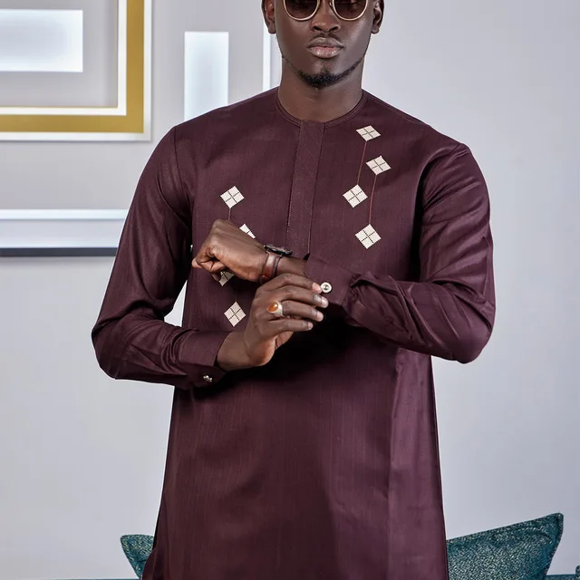 Adeyemi Embroidered Dashiki Outfit - Image 4