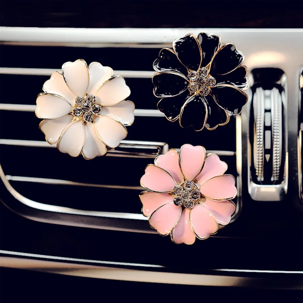 

Car Air Outlet Fragrant Perfume Clip Air Freshener Diffuser Universal Exquisite Diamond Car Air Conditioning Air Clip Decorative