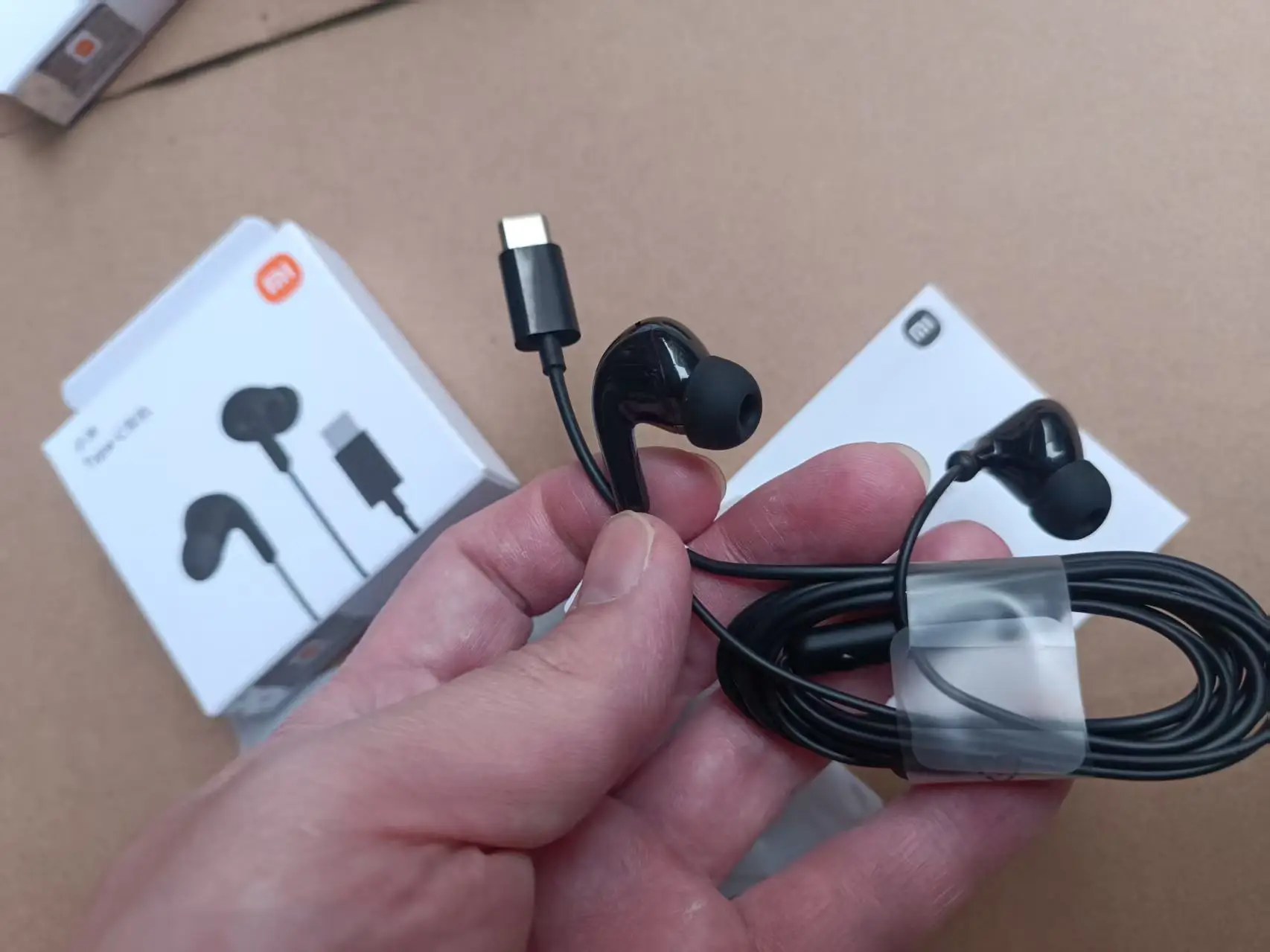 รูปสินค้า หูฟัง Xiaomi Ultra Pro แบบใส่ในหู พร้อมไมโครโฟน สาย Type-C