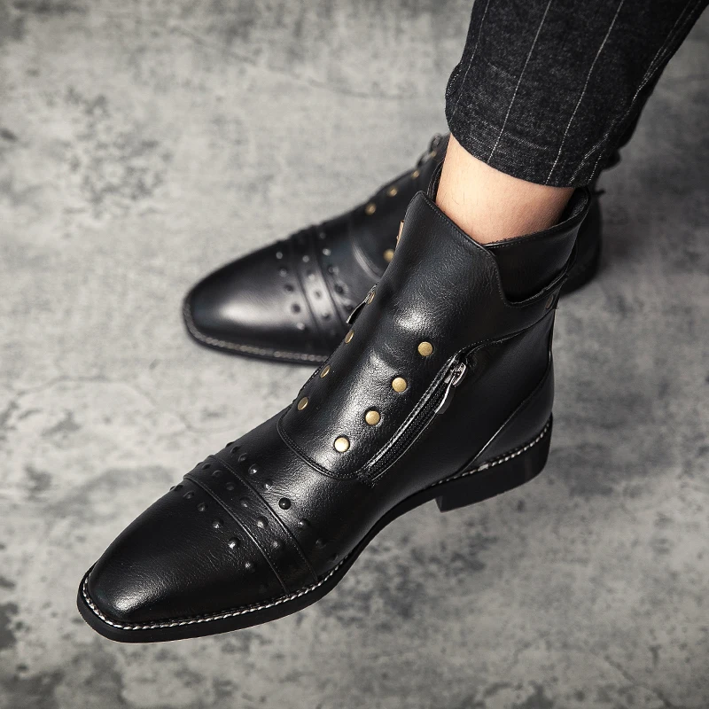 

New Fashionable Winter 2023 Patent Leather Brogue Ankle Boots Men Lace up High Tops Men Flats Everyday All Match Shoes Big Size