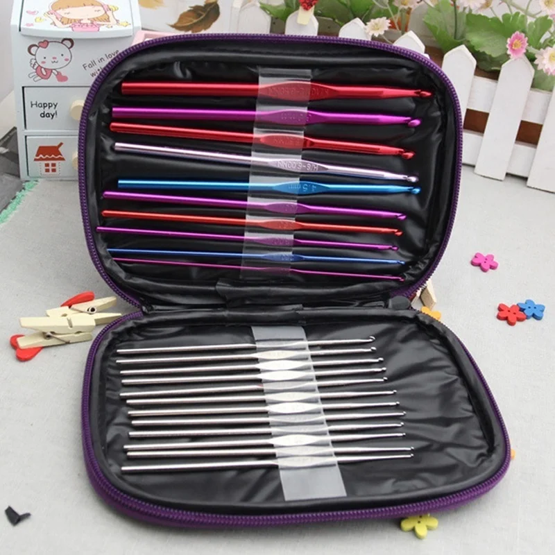 22pcs/Set DIY Craft Yarn Sewing Needle with Case Ergonomic Aluminum Crochet Hooks Multicolor Mixed 2-8mm Knitting Needles