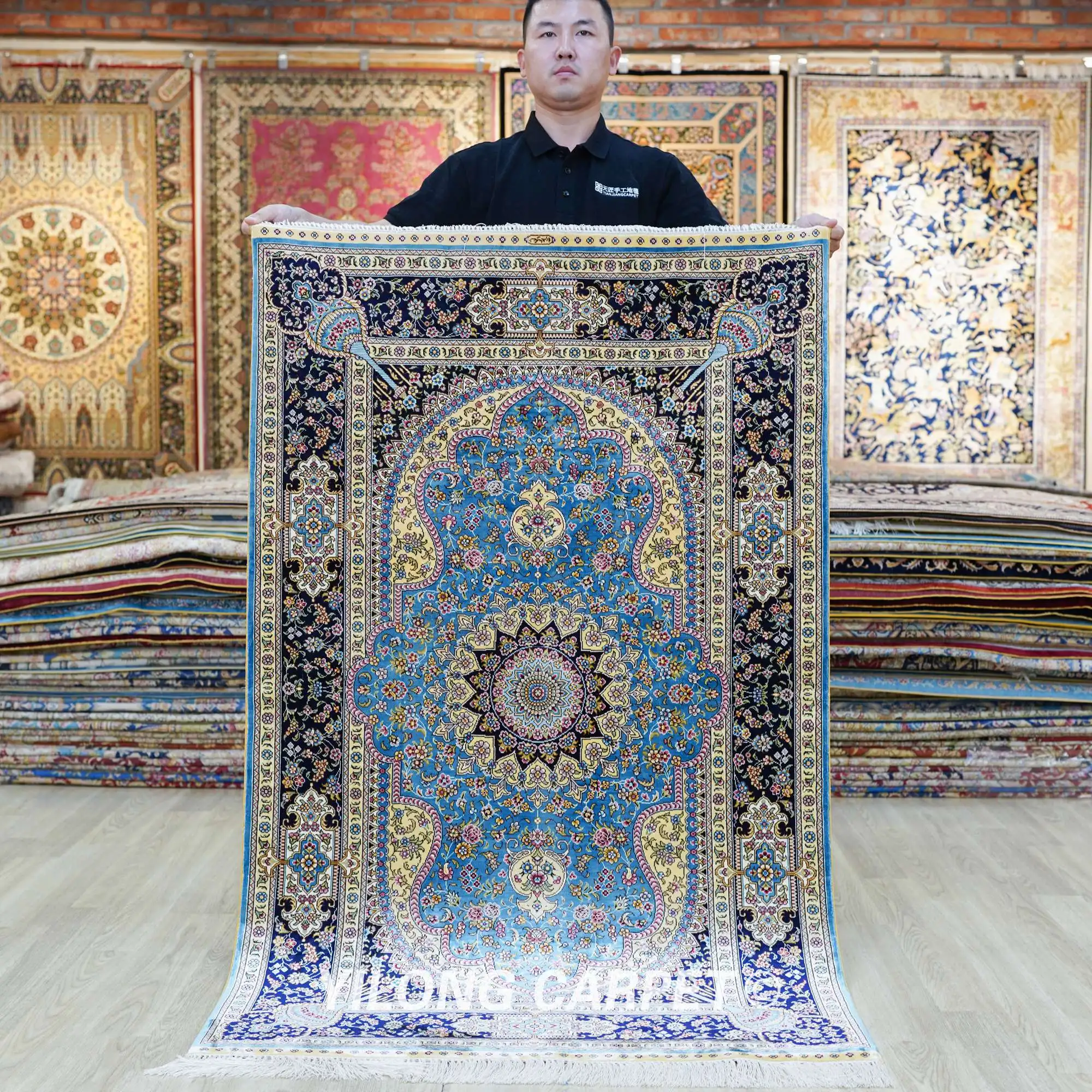 https://ae01.alicdn.com/kf/S01850744ce484ca3966df2e9378bf32aR/Yilong-3-x5-Hand-Knotted-Persian-Carpet-Turkish-Oriental-Medallion-Silk-Rug-ZQG687A.jpg