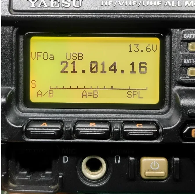 Yqwsyxl LCD Alternative For YAESU FT-897 FT-897D LCD Screen Panel Shortwave  Radio FT897D FT897 Repair and replacement
