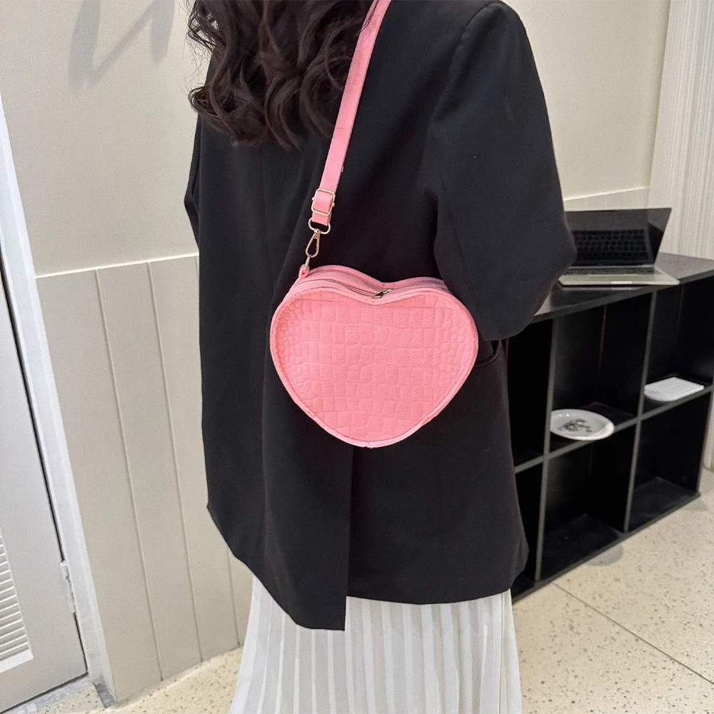 Women Heart-shaped Crossbody Bag Luxury Designer Felt Shoulder Bags for  Ladies 2023 New Fashion Female Clutch Casual Handbags - AliExpress
