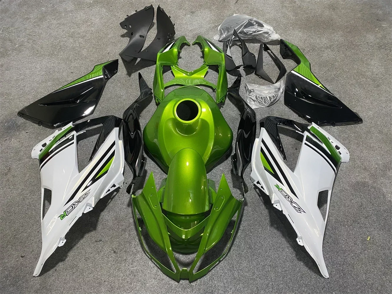 

Новый комплект обтекателей для мотоцикла ABS, подходит для kawasaki Ninja ZX6R 636 2013 2014 2015 ZX-6R 13 14 15 16 17 18 обтекатель