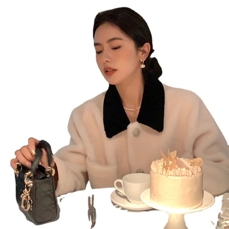Small Fragrant Sheep Shearing Temperament In Autumn and Winter Ladies Wool One Female Contrast Fur Short Coat Lapel Silhouette