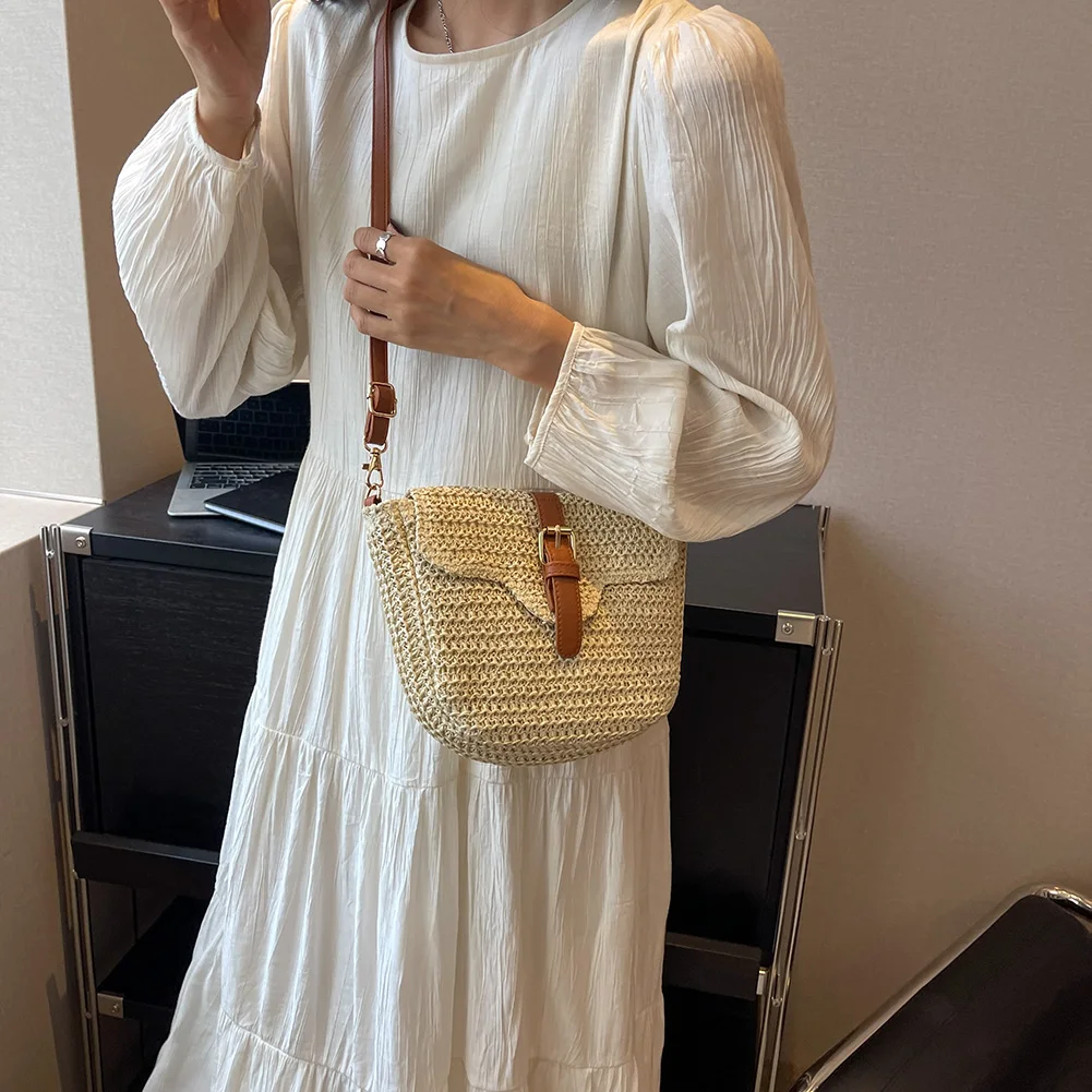 Summer Beach Straw Bags for Women Straw Shoulder Crossbody Bags Rattan Casual Boho Woven Bag Bohemian Tote Mobile Phone Bag 2023