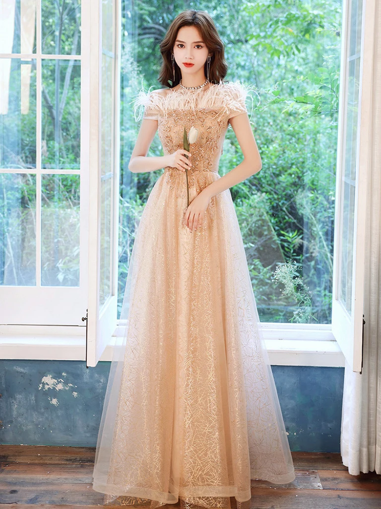 

Elegant Champagne Bridesmaid Dresses Sequined Feathers Off Shoulder Boat Neck Shiny Lace A Line Beading Women Formal Prom Gowns