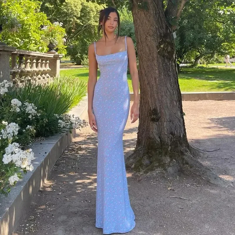 

Платье женское на бретельках без рукавов с принтом