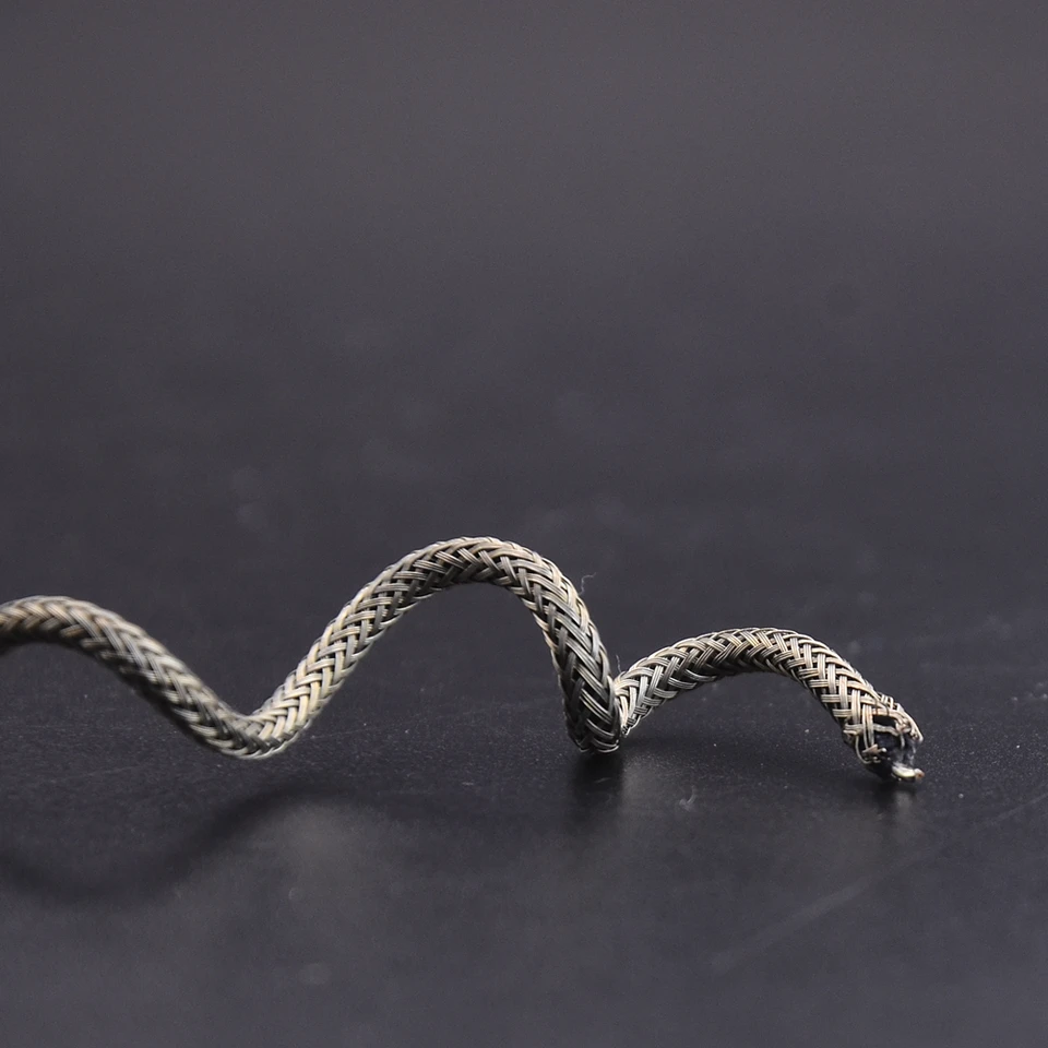 Ago E Filo Su Tessuto Immagine Stock. Immagine Di Panno - 115563227 - Foto 7