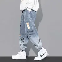 Vêtements coréens hommes lettre imprimé jean taille haute Baggy jean dessin animé Graffiti Hip-Hop pantalon jean bleu 5