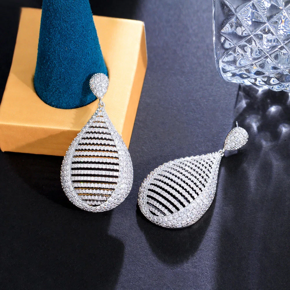 CWWZircons Heavy Stone Work Full Cubic Zirconia Paved Hollow Out Luxury Long Big Dangle Drop Wedding Earrings for Brides CZ522