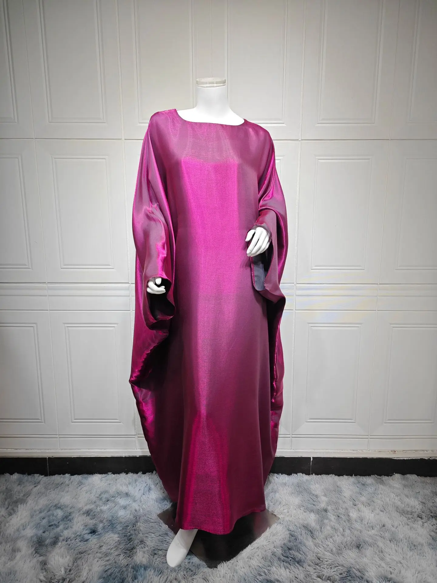 Zahraa Muslim 2026 New Eid Dresses Solid Shiny Satin Batwing Sleeve Modest Kebaya Turkish African Women Abayas Saudi Clothing 3