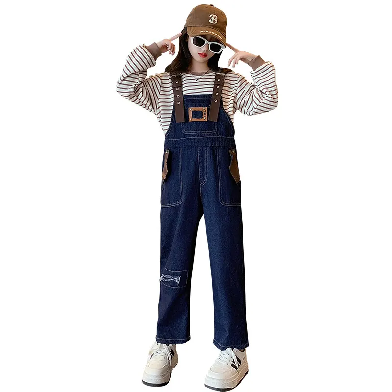 

2024 Korean Teenage Spring Kids Overalls Trousers + Striped Top 2Pcs Big Girls Suspender Denim Pants Kids Jeans Jumpsuit Outfits