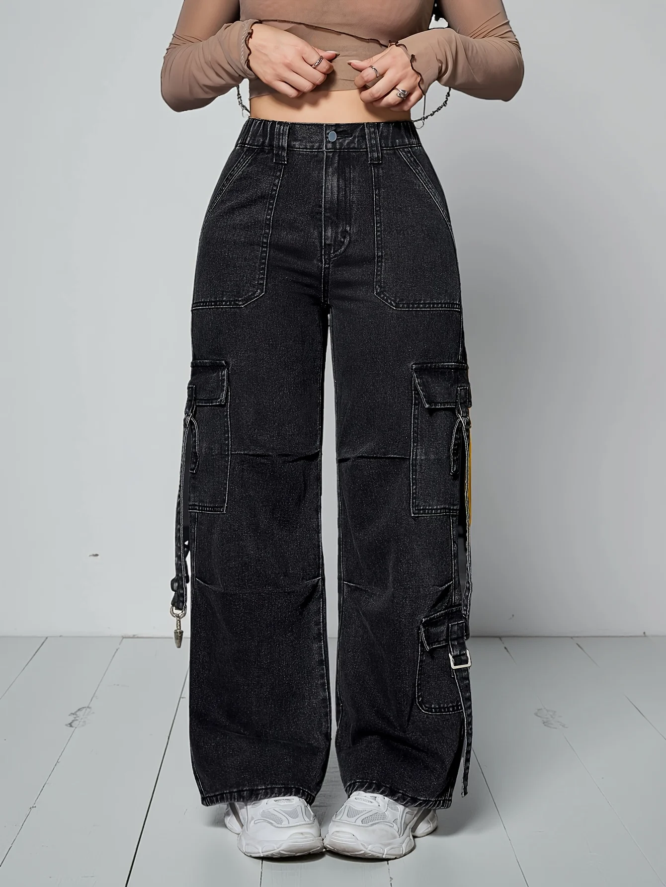 Jean de travail pour femmes avec poches à rabat, taille élastique, poches multiples, jean de travail multifonctionnel taille moyenne à jambes larges