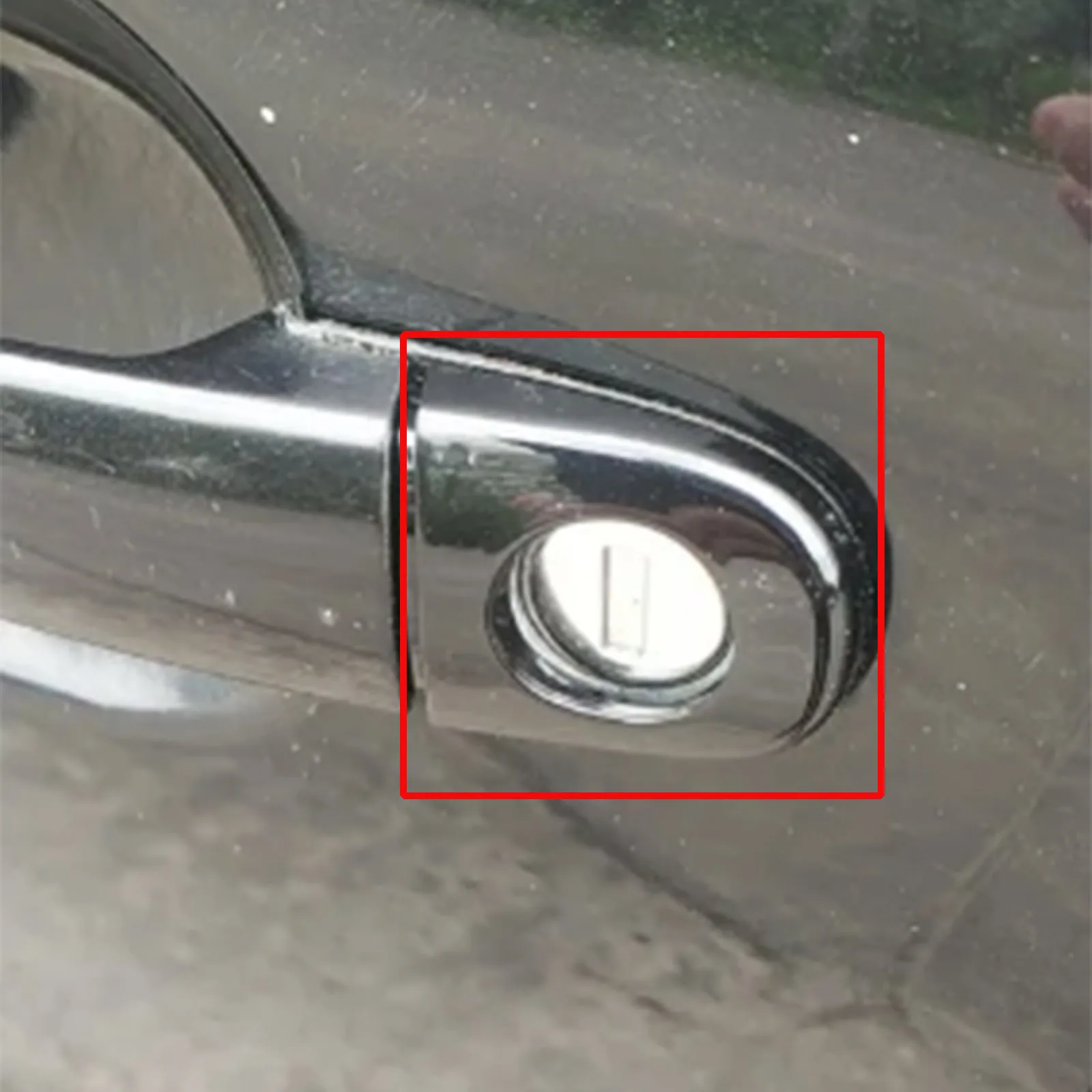 VW 폴로 제타 업용 1X 드라이버 전면 외부 왼쪽 도어 핸들 잠금 키 구멍 캡 검정색 플라스틱 자동차 액세서리 6R4837879A