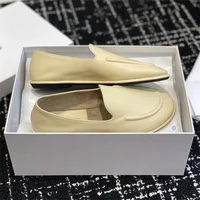 The new Lefu shoes are made of soft leather and feature a fitted silhouette with a classic circular scalp leather lining, which - Image 6