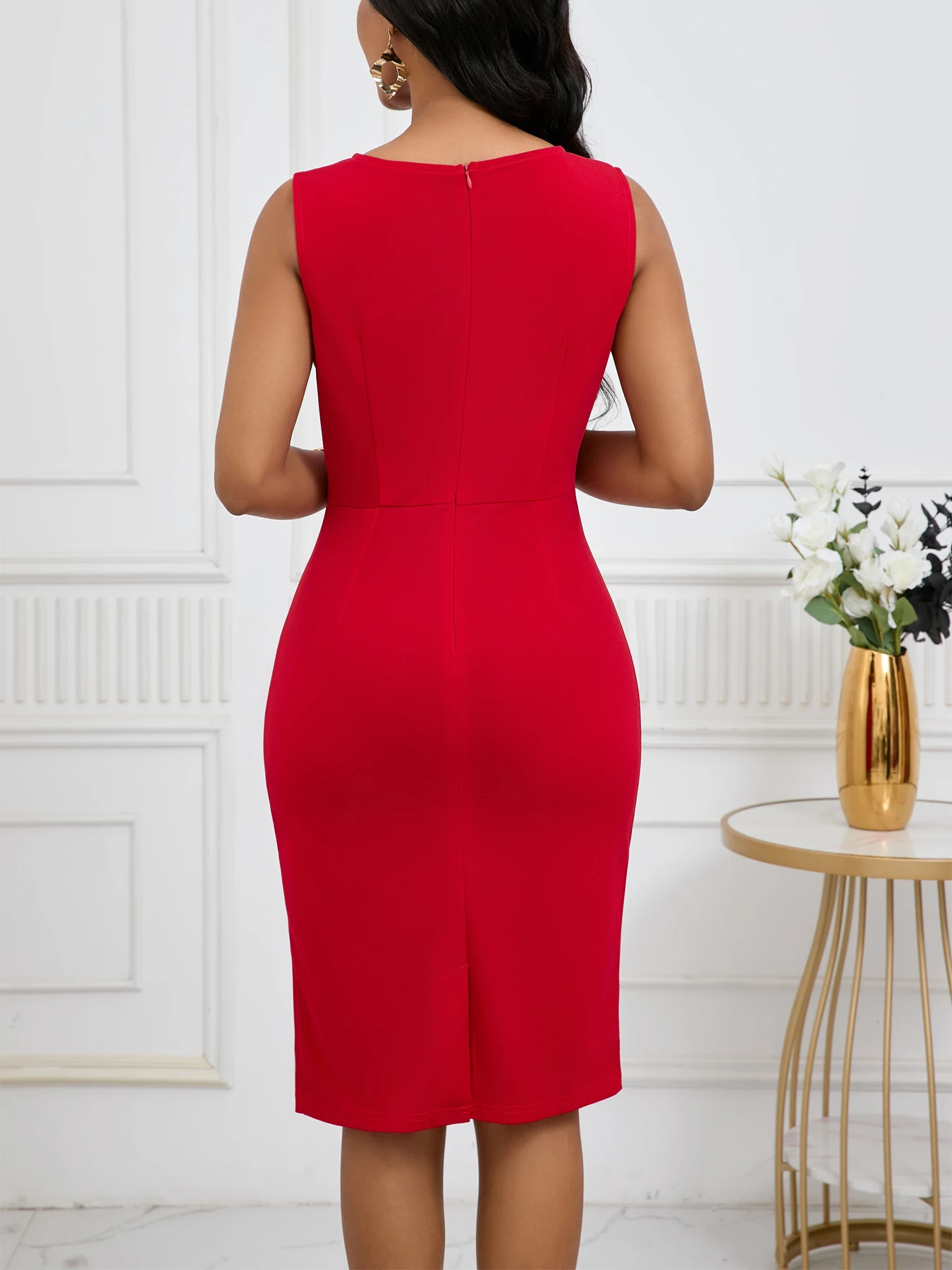 Elegantes Damenkleid mit Rundhalsausschnitt, Ärmellos, Gerafft, Figurbetont, für Büro, Cocktailparty, Knielang, Etuikleid, Bleistiftkleid – Detail 35