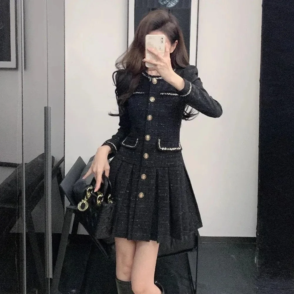 

Women's Autumn Winter Round Neck Medium Length Slim Fit Pleated Tweed High-Quality Fragrant Black Dress Streetwear