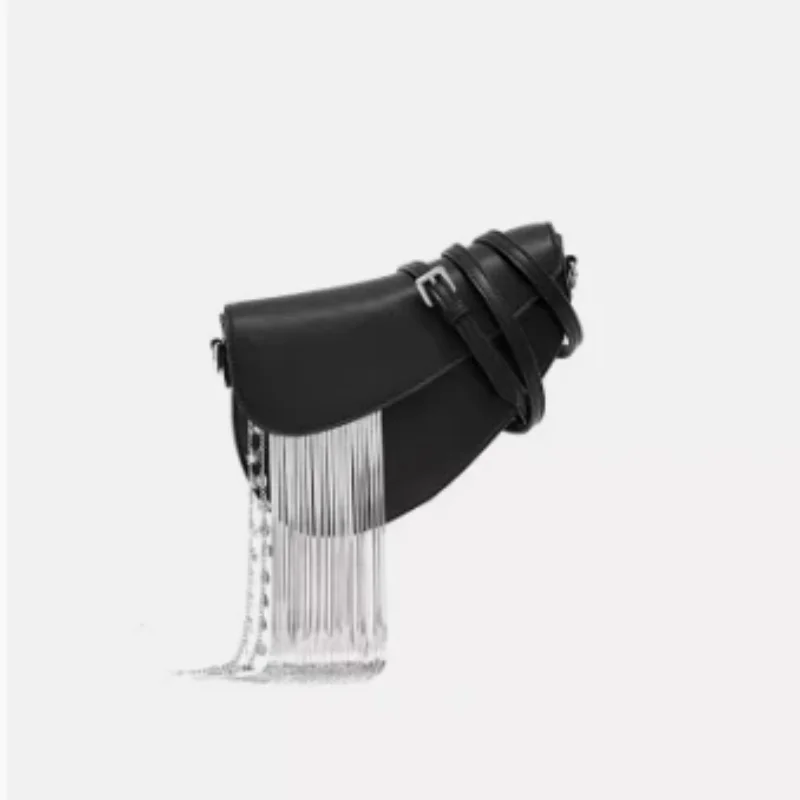

Trendy and personalized tassel bag chain decoration, crossbody shoulder bag, black high-end feeling, underarm saddle bag, niche