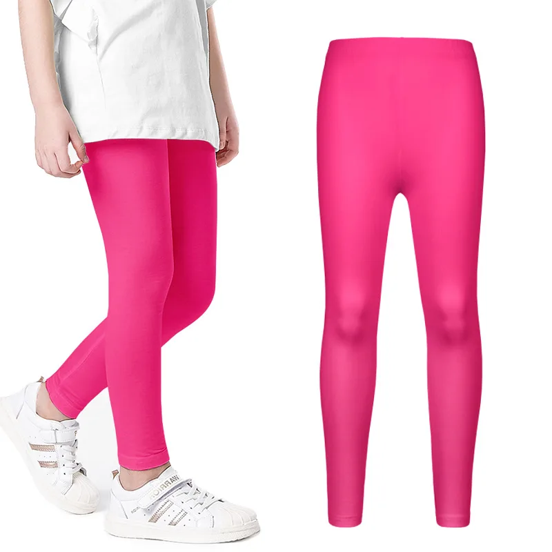 When you wear leggings with socks, should the socks be over or under the  leggings? - Quora