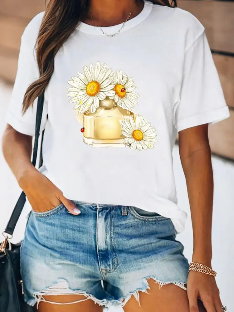Women Spring Fashion Summer Female Tee Shirt Print Clothes Lady Short Sleeve Flower Lovely Floral Trend 90s Graphic T-shirt